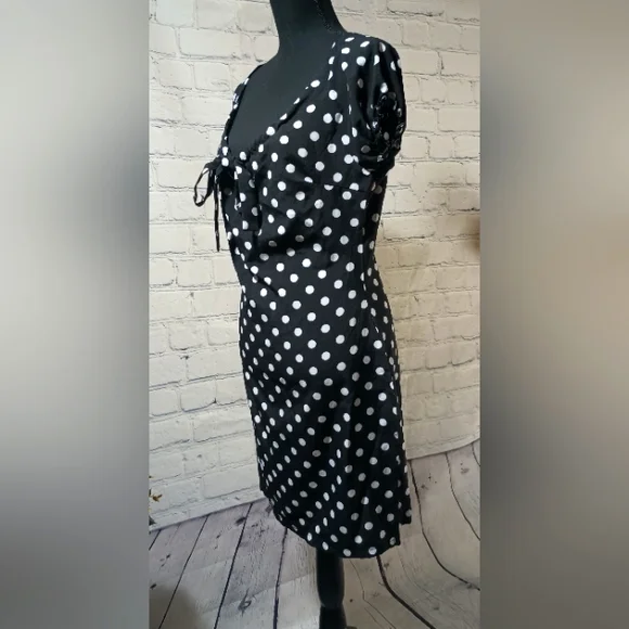 Polka Dot Puff Sleeve Dress - Picture 7 of 12